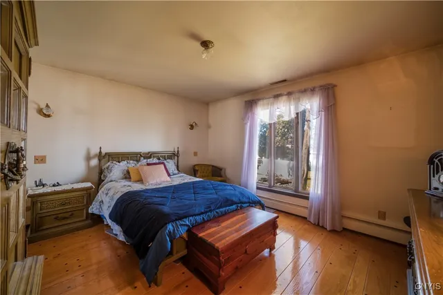 $299,900 | 110 Bellshire Lane, Syracuse, NY 13208