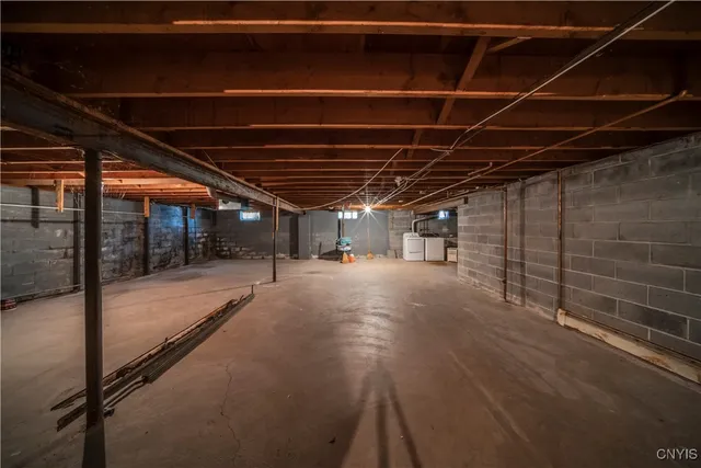 $299,900 | 110 Bellshire Lane, Syracuse, NY 13208