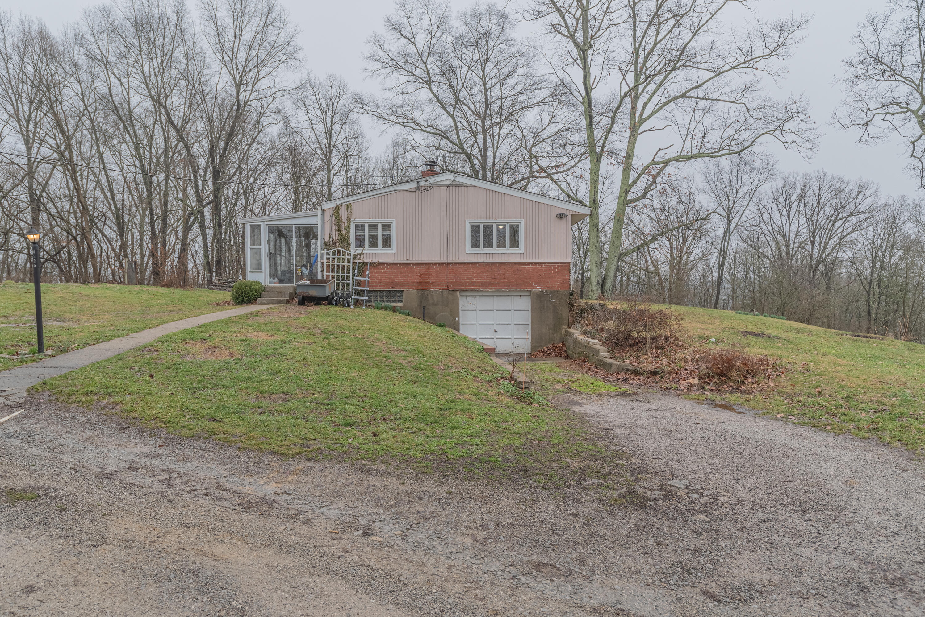 4825 Whites Road Latonia, KY 41015 - Photo 5 of 49 4825WhitesRoad_NKYSOLD-5