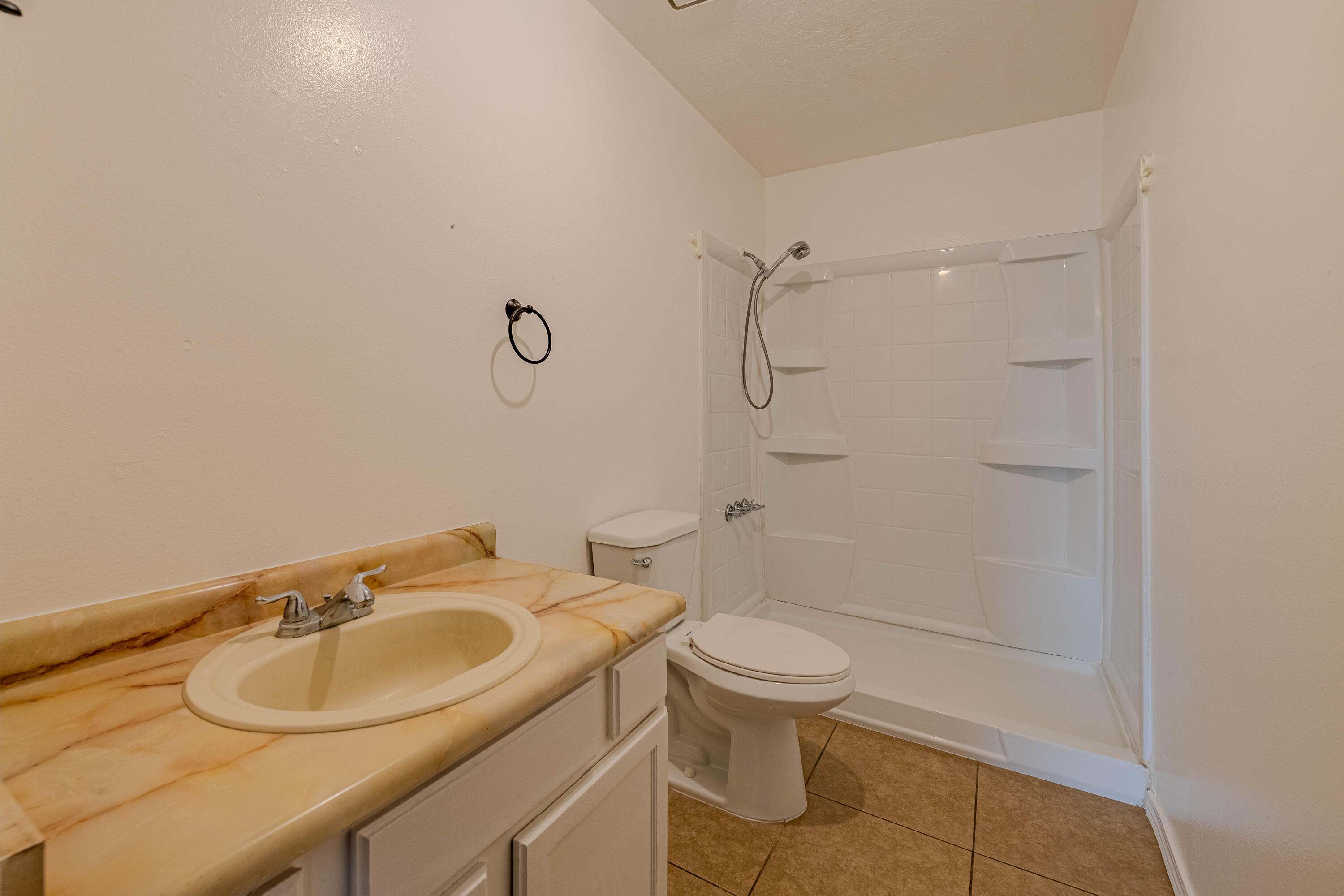337 Los Pinos Road Bernalillo, NM 87004 - Photo 10 of 21 Gallery Image 10