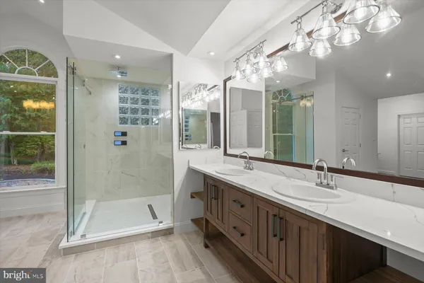$2,895,000 | 1404 Wynhurst Lane, Vienna, VA 22182
