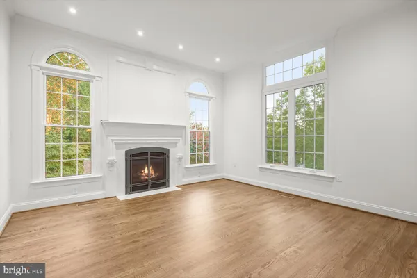 $2,895,000 | 1404 Wynhurst Lane, Vienna, VA 22182
