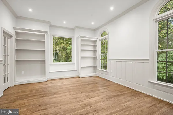 $2,895,000 | 1404 Wynhurst Lane, Vienna, VA 22182