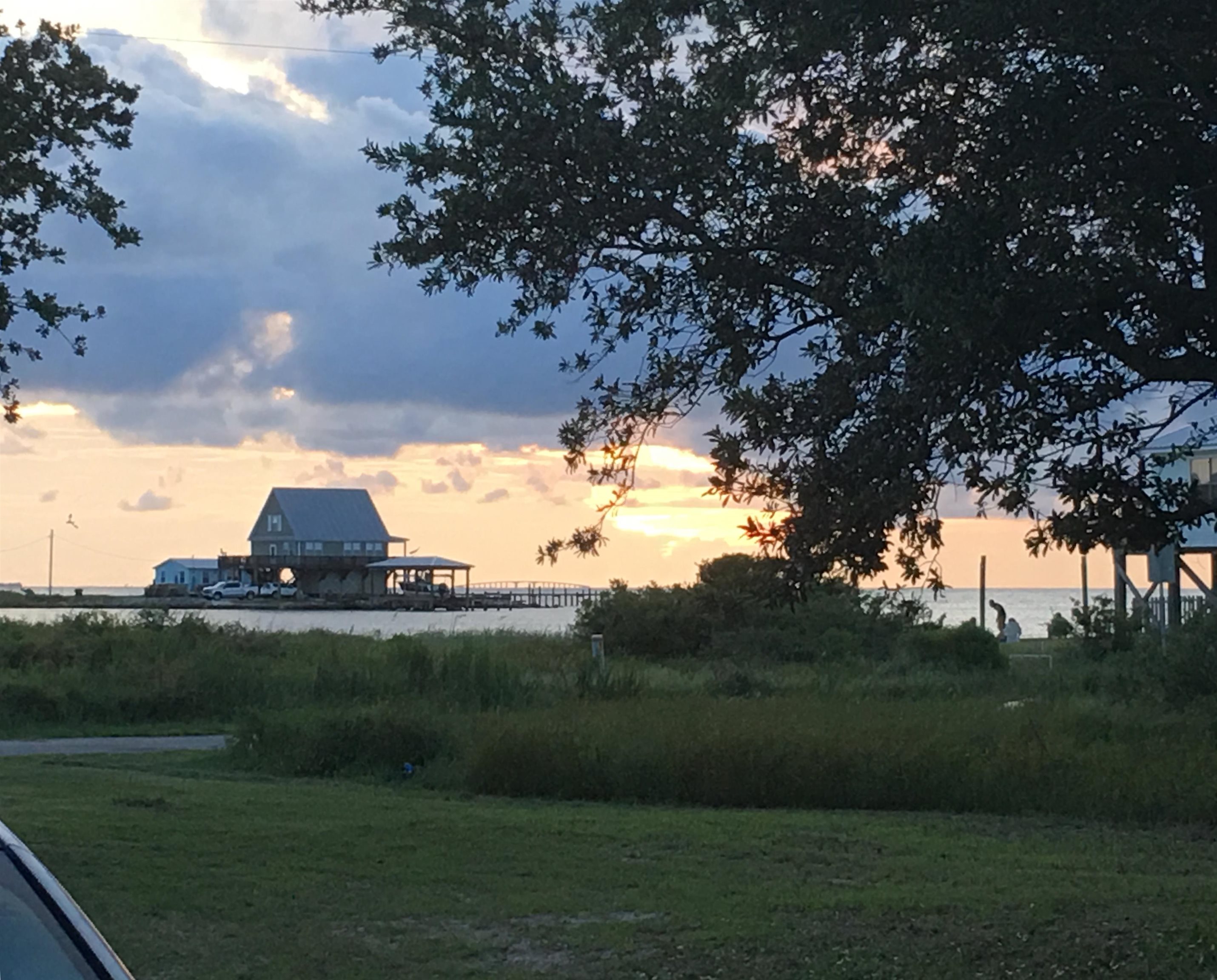 2412 Choctaw Road Gulf Shores, AL 36542 - Photo 11 of 16 Yard