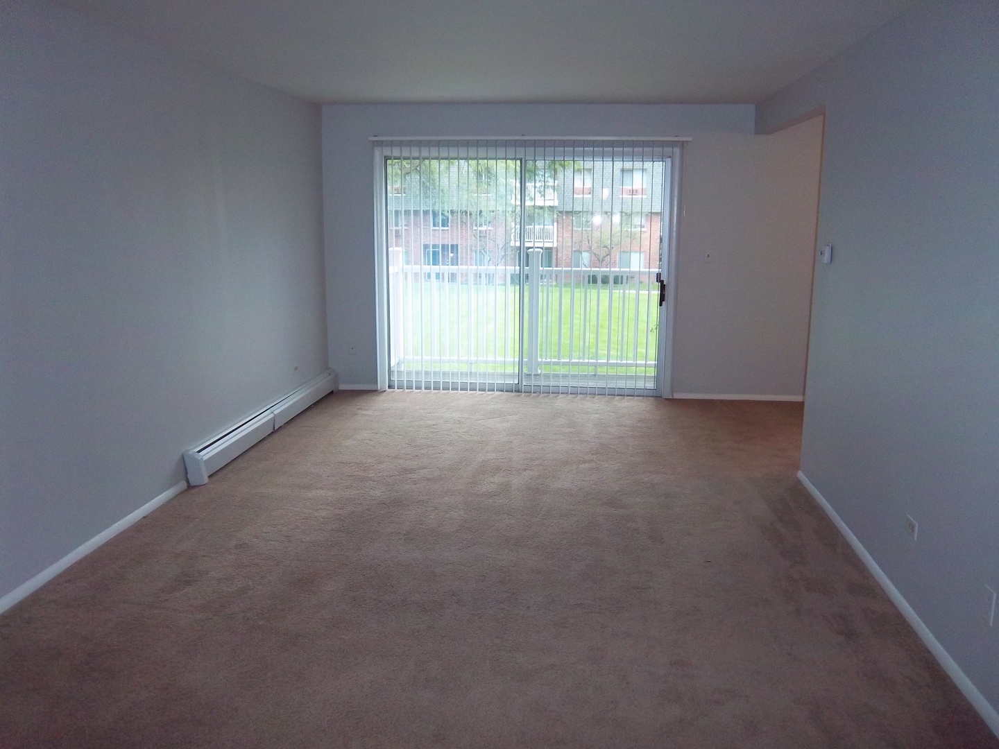 920 Ridge Square, Unit 205 Elk Grove Village, IL 60007 - Photo 3 of 10