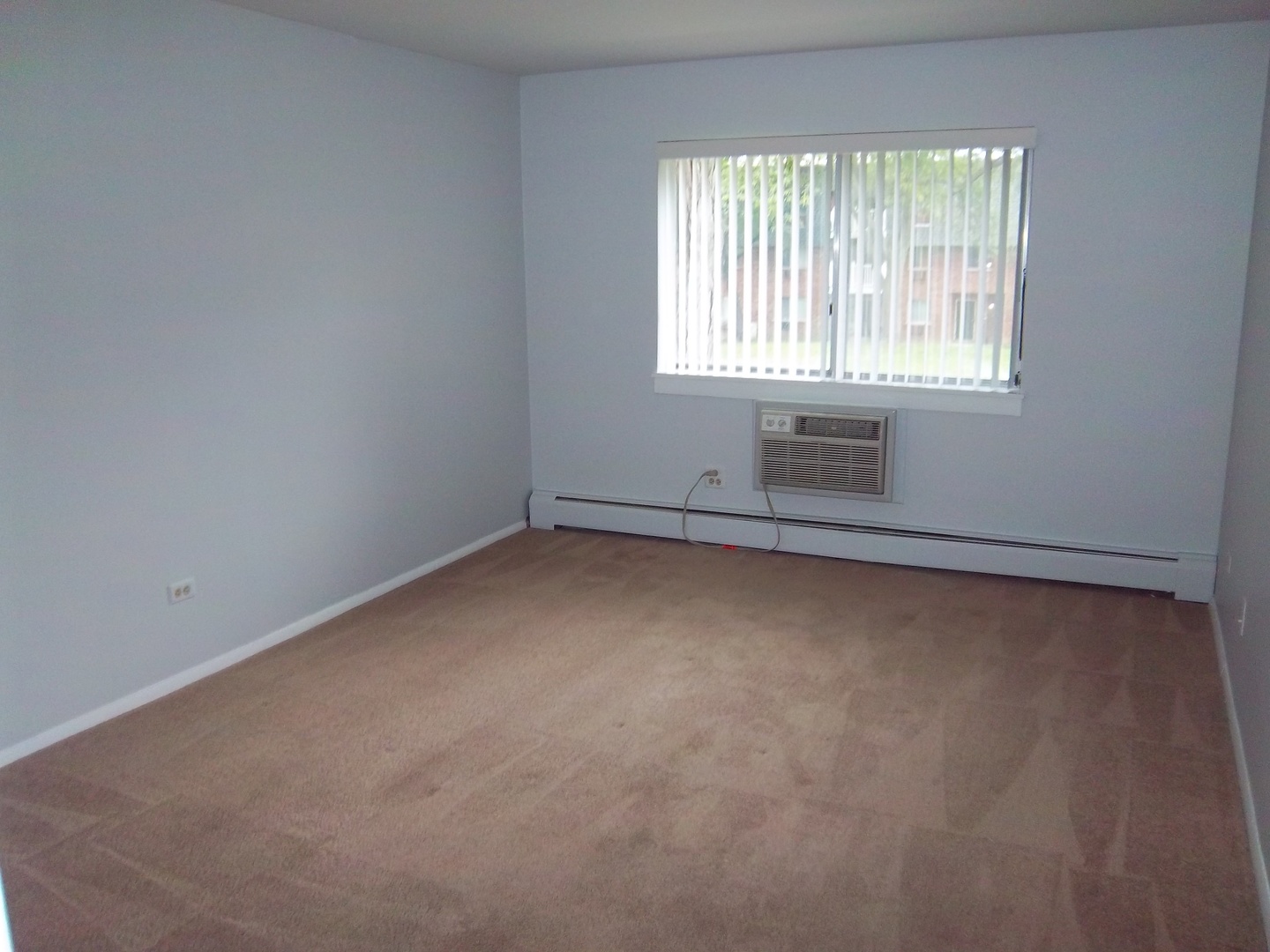 920 Ridge Square, Unit 205 Elk Grove Village, IL 60007 - Photo 8 of 10