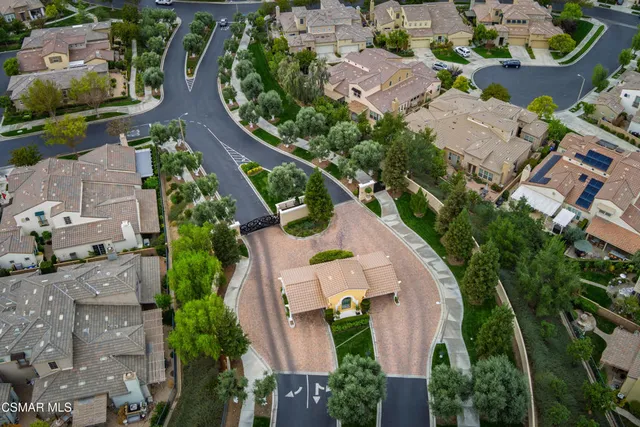 $829,500 | 23752 Noble Fir Court, Valencia, CA 91354