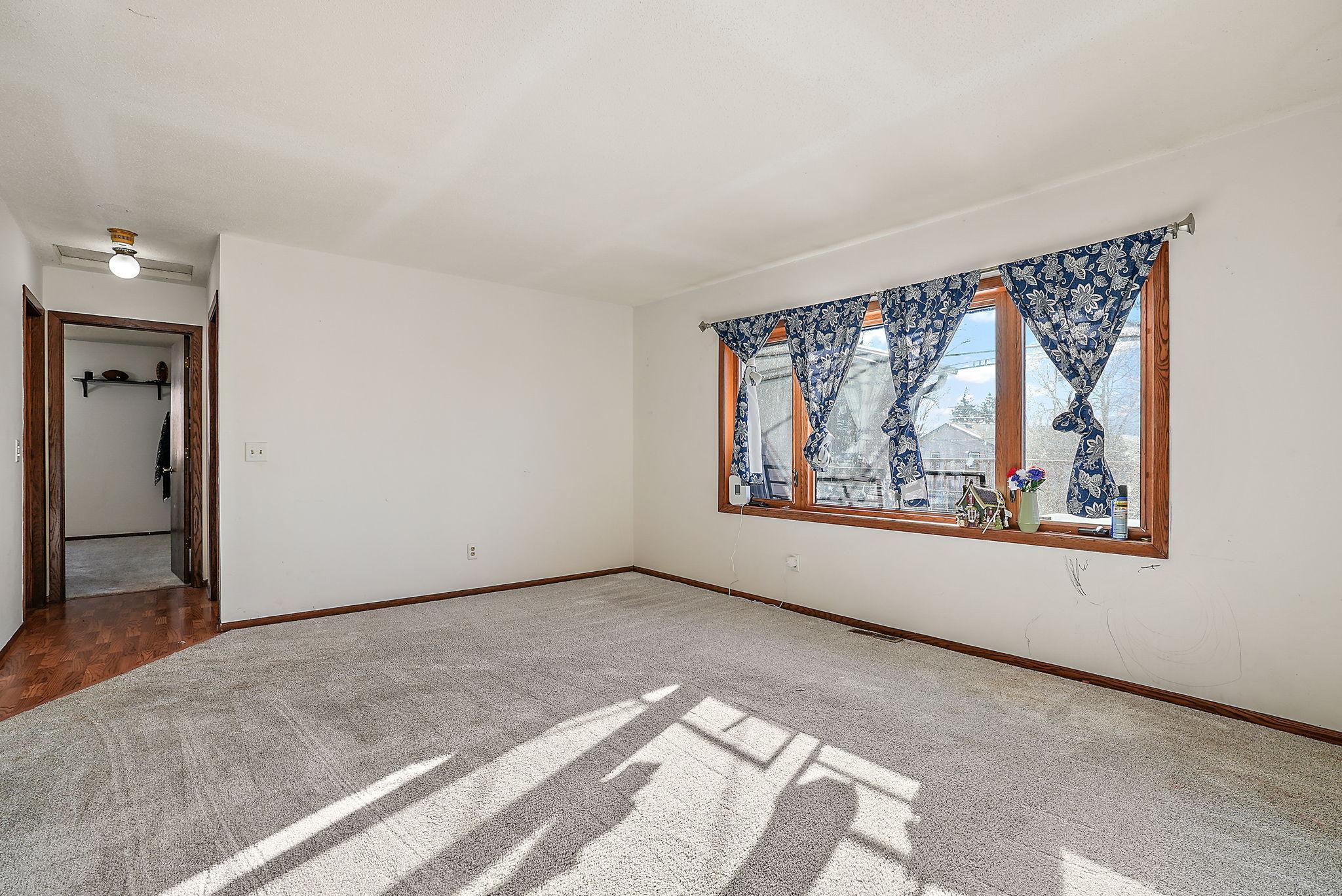 8114 5th Street Northeast Spring Lake Park, MN 55432 - Photo 11 of 46