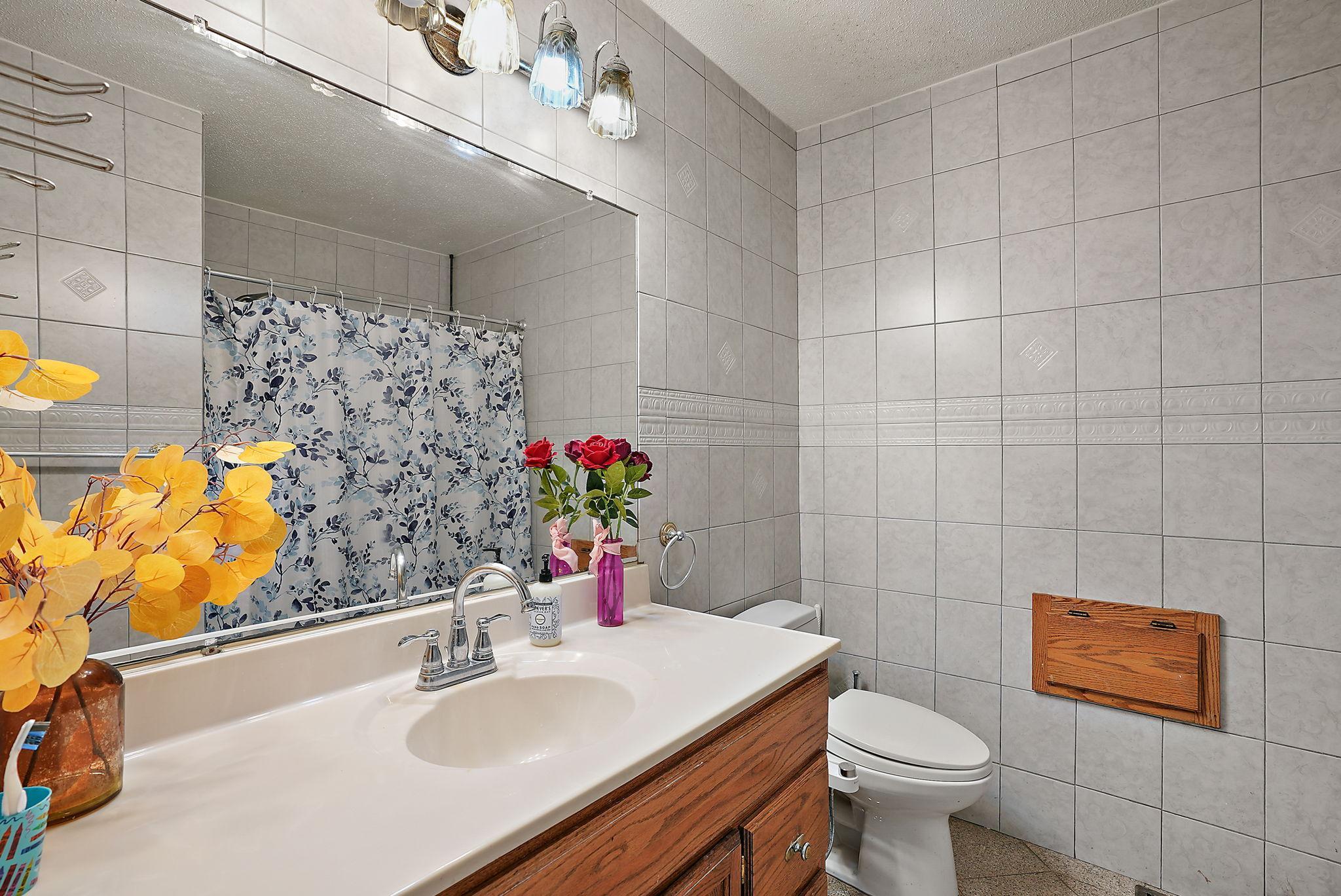 8114 5th Street Northeast Spring Lake Park, MN 55432 - Photo 15 of 46