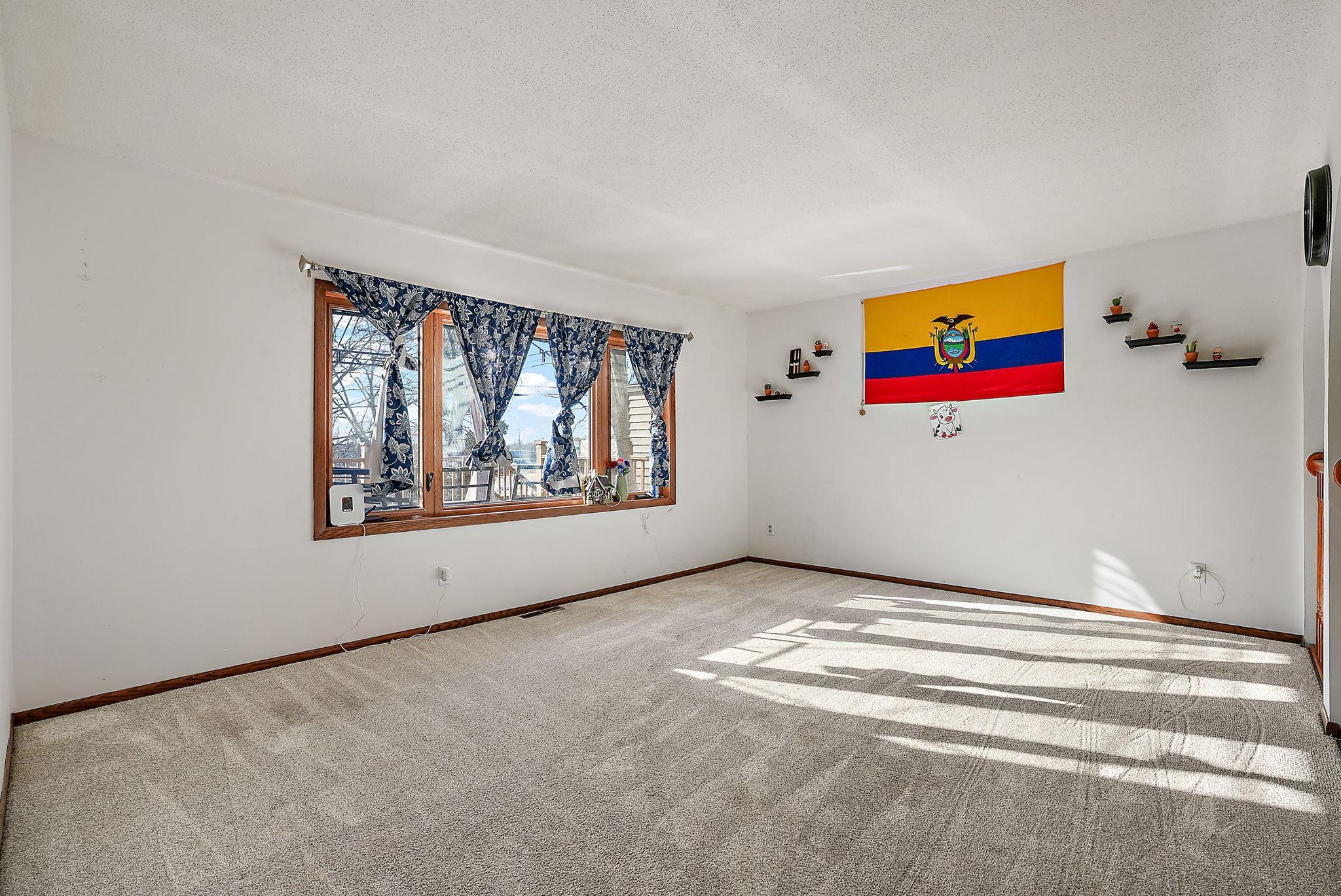 8114 5th Street Northeast Spring Lake Park, MN 55432 - Photo 10 of 46