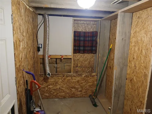 $65,000 | 511 South 5th Street, New Douglas, IL 62074