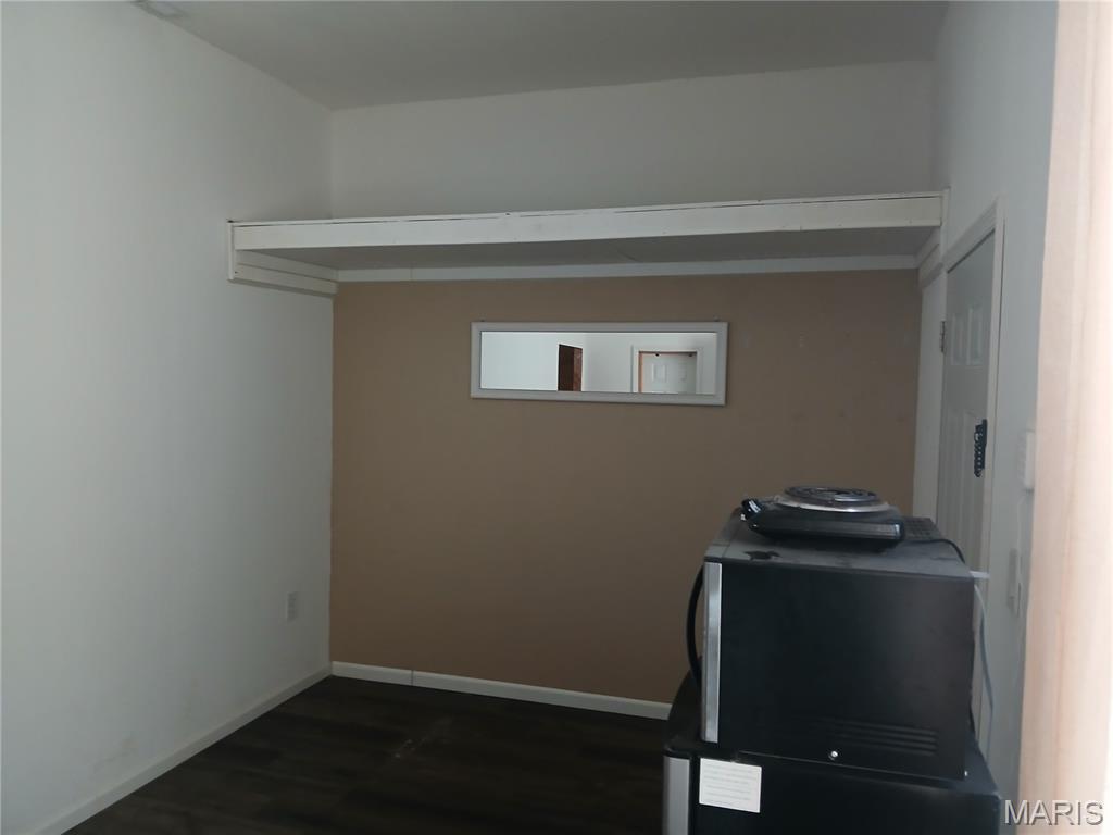511 South 5th Street New Douglas, IL 62074 - Photo 5 of 17