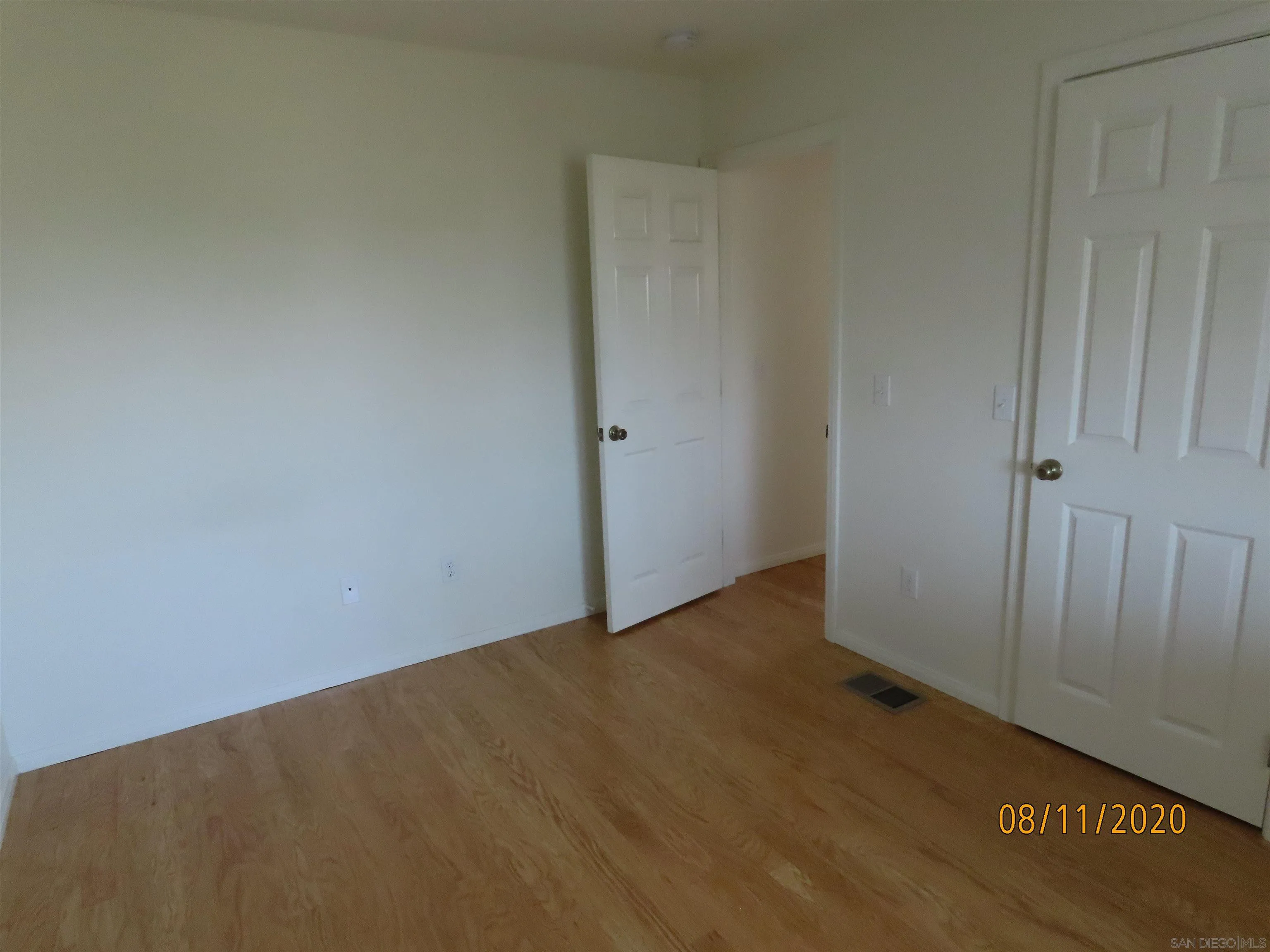 633 El Monte Road El Cajon, CA 92020 - Photo 9 of 18 a view of an empty room