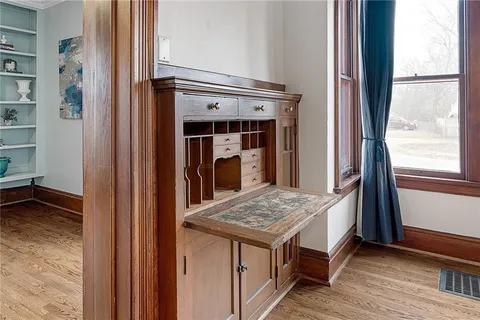 $315,000 | 503 Marshall Street, Leavenworth, KS 66048