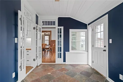 $315,000 | 503 Marshall Street, Leavenworth, KS 66048