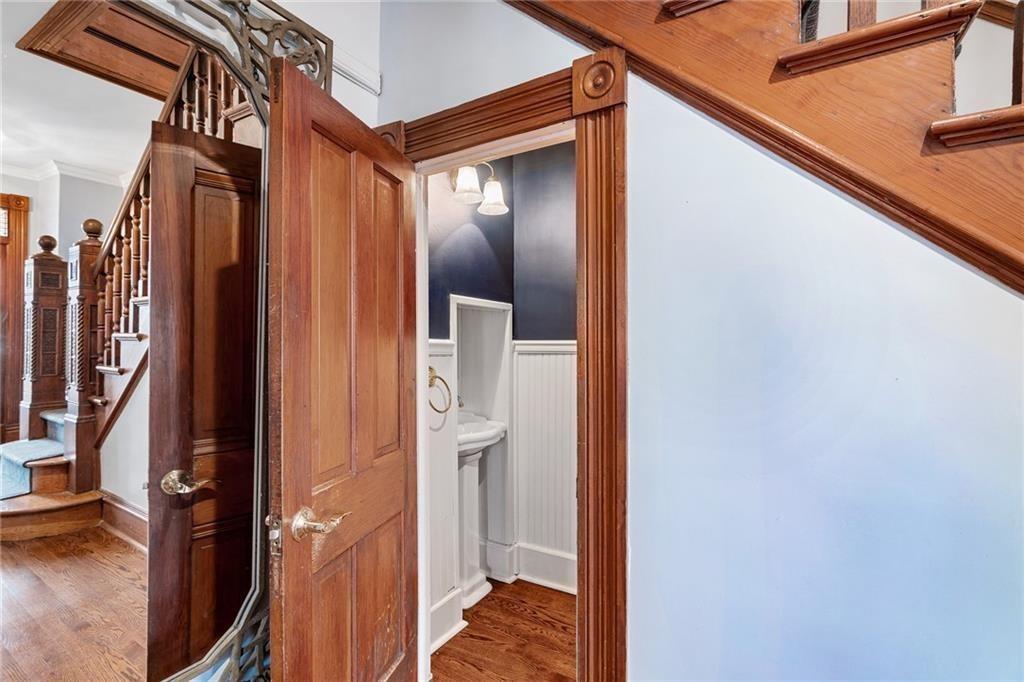 503 Marshall Street Leavenworth, KS 66048 - Photo 5 of 51