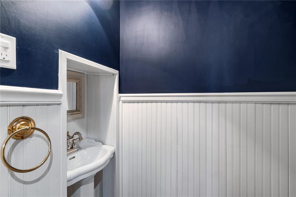 503 Marshall Street Leavenworth, KS 66048 - Photo 6 of 51