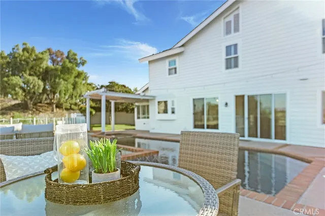 $2,745,000 | 31 Russell Lane, Laguna Niguel, CA 92677