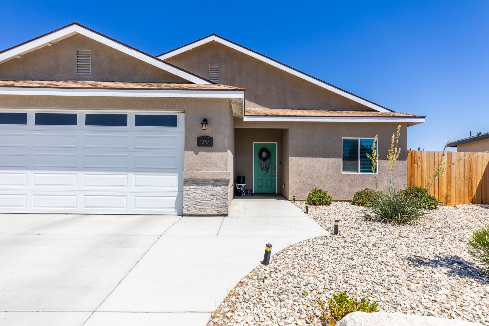 1053 Ocean Avenue Ridgecrest, CA 93555 - Photo 3 of 30 Gallery Image 3