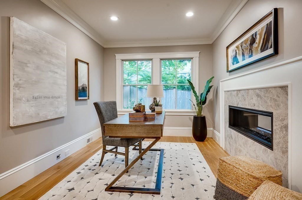20 Richfield Road Newton, MA 02465 - Photo 4 of 35 Gallery Image 4