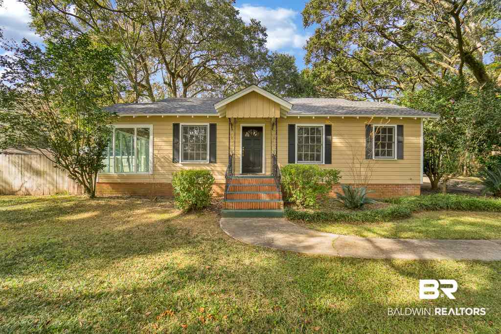 724 Cottage Hill Avenue Mobile, AL 36693 - Photo 1 of 22