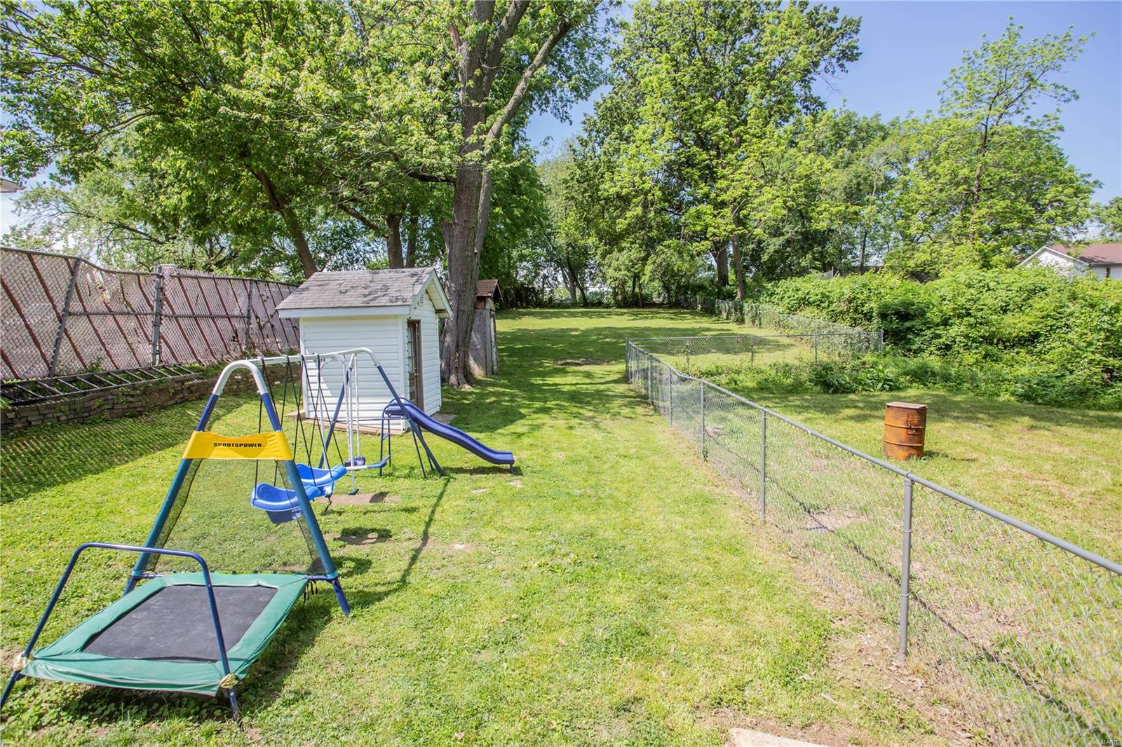 5106 Heege Road St. Louis, MO 63123 - Photo 27 of 29 Gallery Image 27