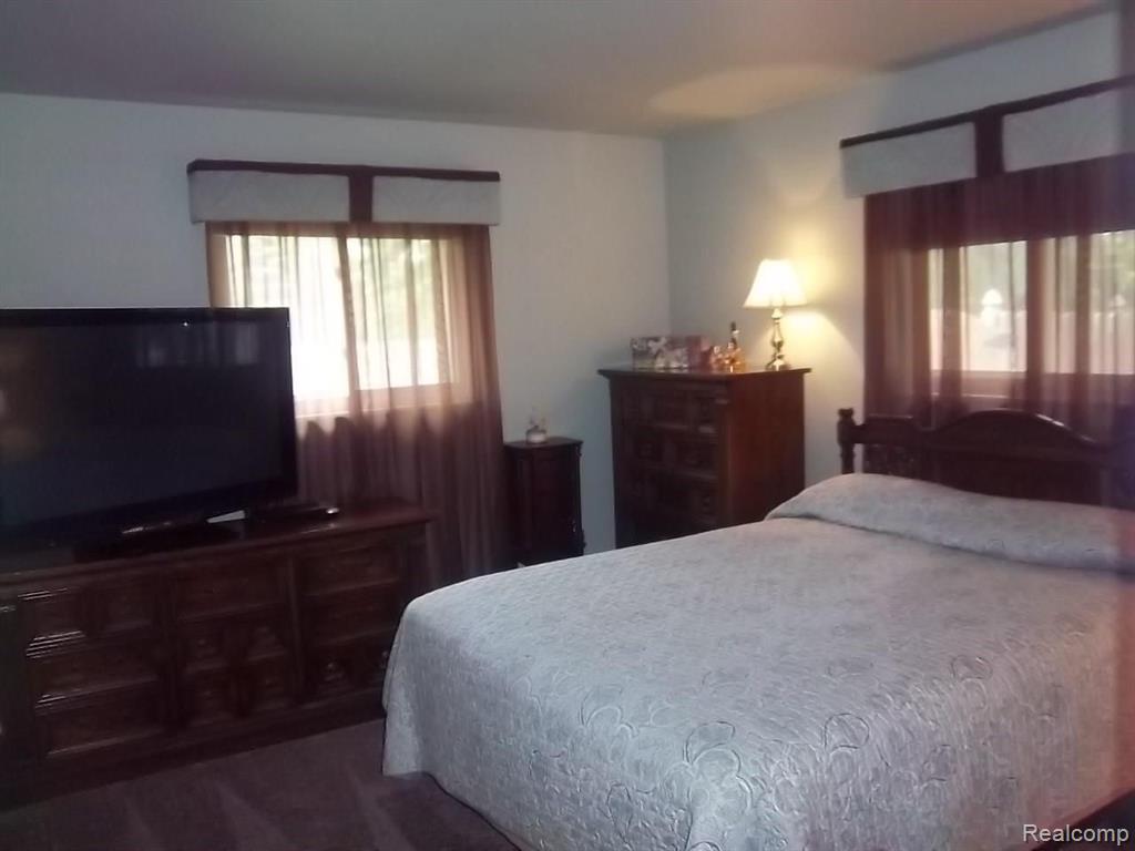 1416 North Morrish Road Flint, MI 48532 - Photo 15 of 24