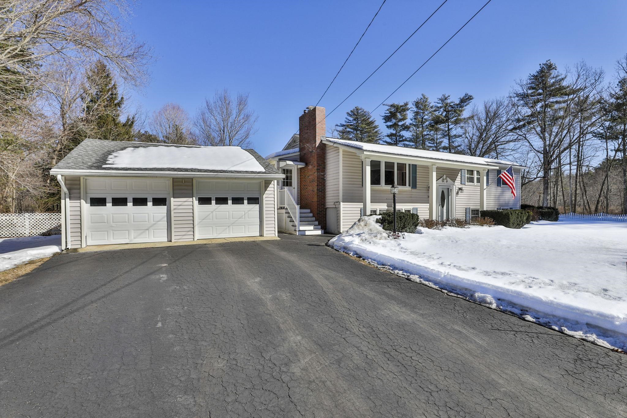 34 Currier Road Merrimack, NH 03054 - Photo 1 of 38