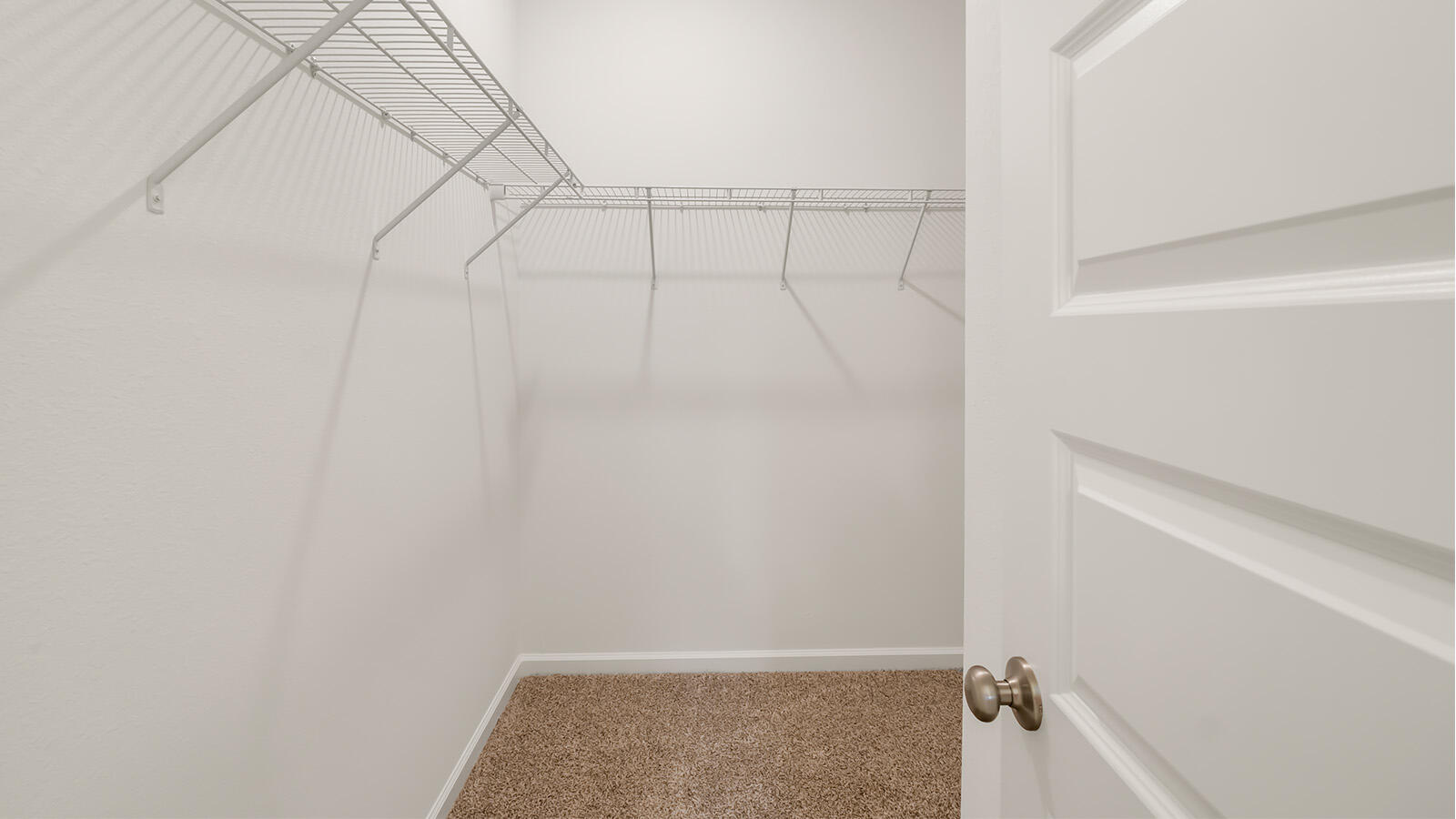46 Bluebeech Street Freeport, FL 32439 - Photo 12 of 34 39_Bluebeech_Street_14_Primary_Bedroom_C