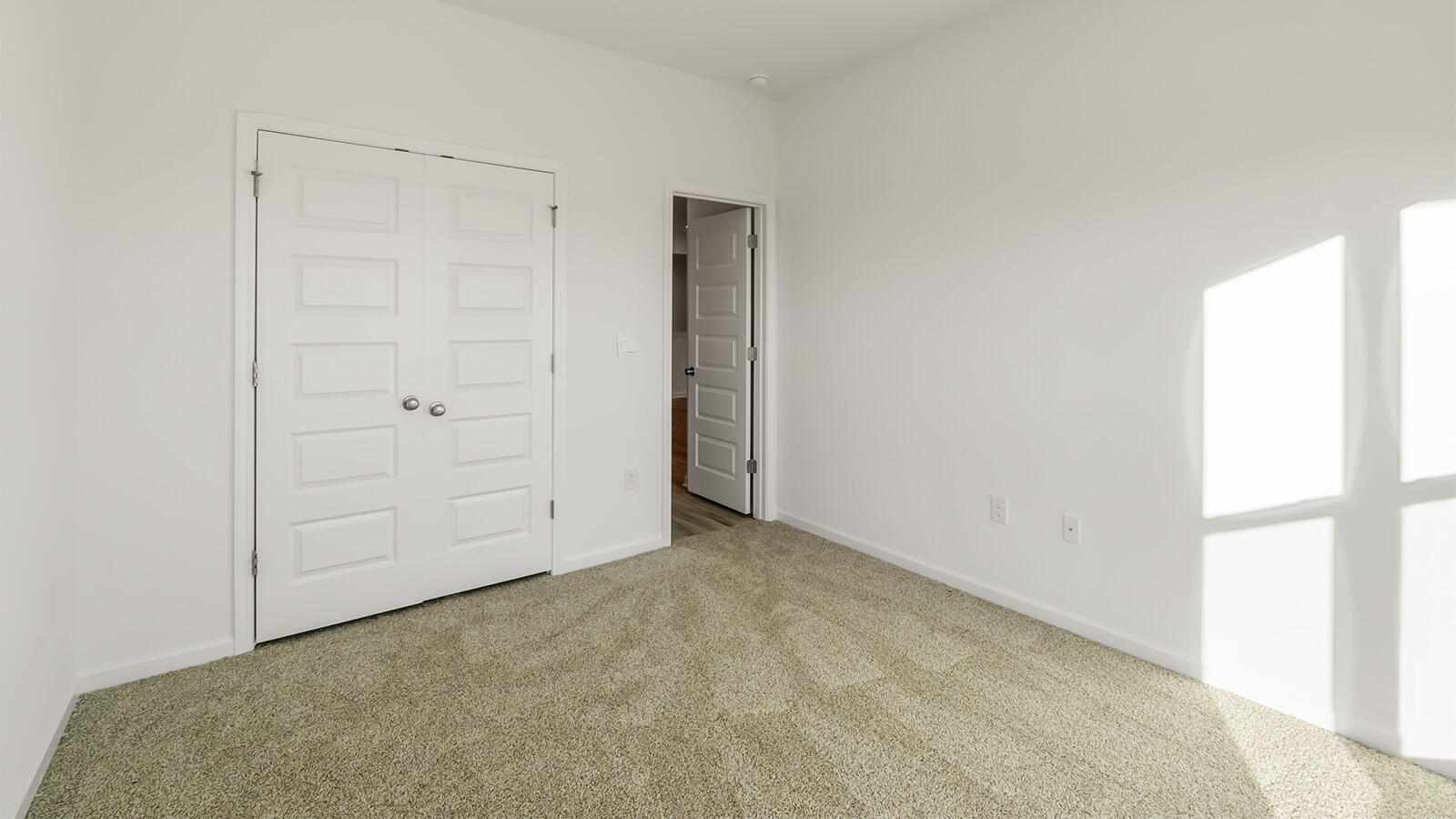 46 Bluebeech Street Freeport, FL 32439 - Photo 17 of 34 39_Bluebeech_Street_15_Bedroom