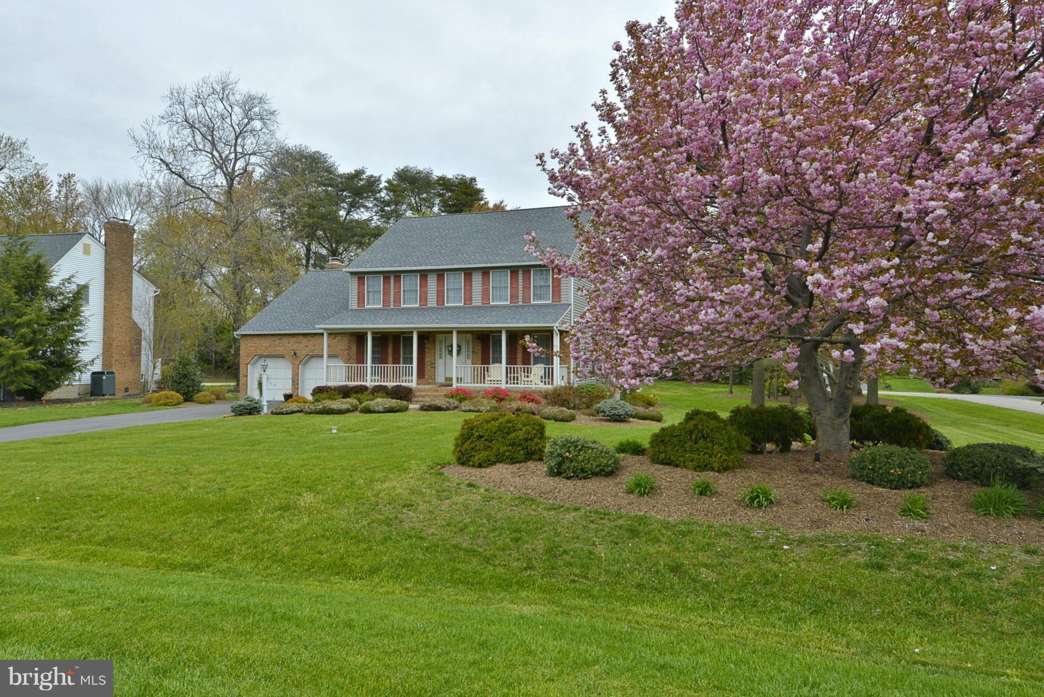 7719 Water Oak Point Road Pasadena, MD 21122 - Photo 20 of 20 Exterior (Front) w/full front porch