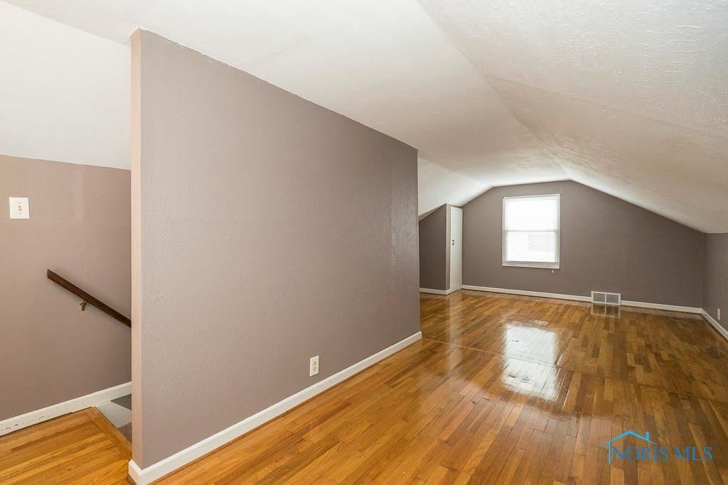 4214 Garrison Road Toledo, OH 43613 - Photo 14 of 26 Gallery Image 14