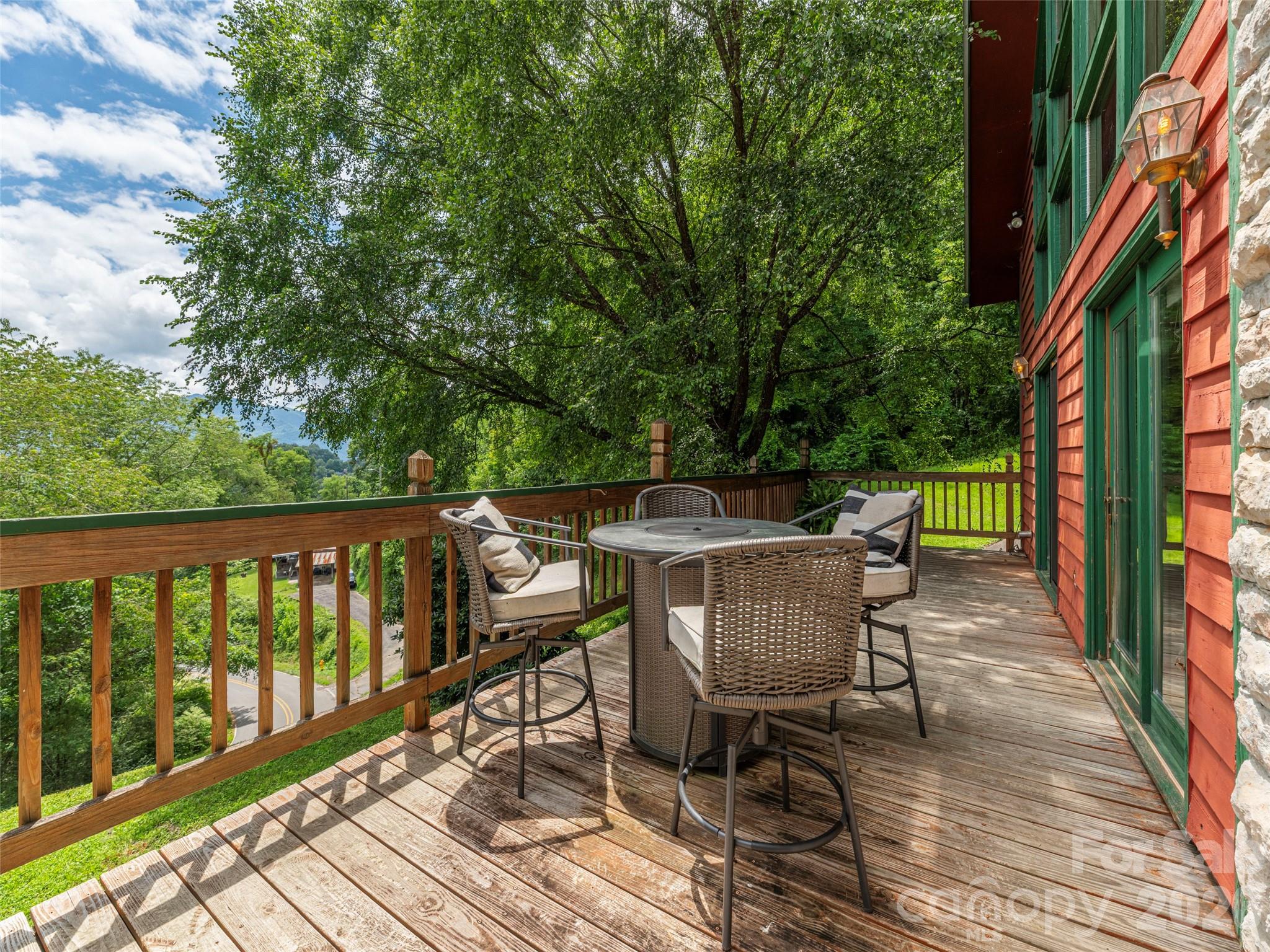 215 Hall Top Road Waynesville, NC 28786 - Photo 6 of 35 Gallery Image 6