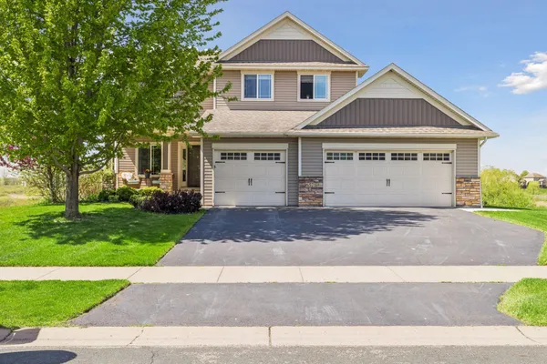 $625,000 | 6571 145th Circle North, Hugo, MN 55038