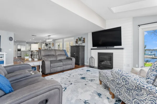 $1,990,000 | 279 South Gull Lake Drive, Richland, MI 49083