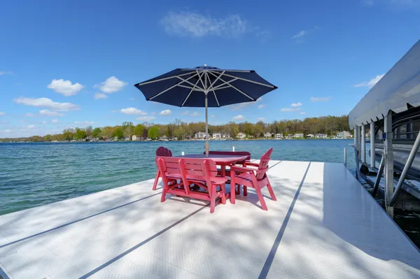 $1,990,000 | 279 South Gull Lake Drive, Richland, MI 49083
