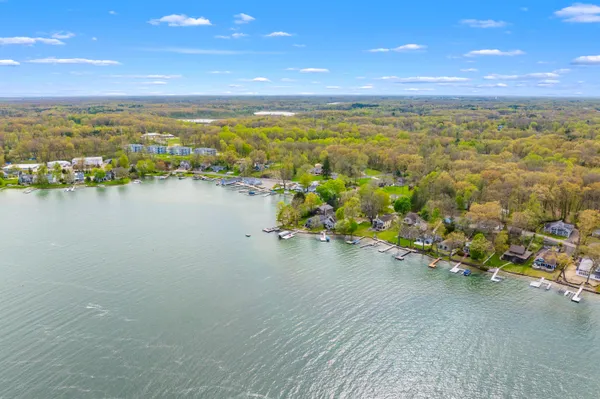 $1,990,000 | 279 South Gull Lake Drive, Richland, MI 49083