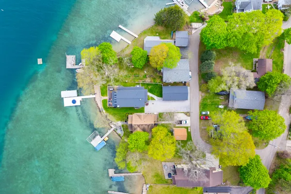 $1,990,000 | 279 South Gull Lake Drive, Richland, MI 49083