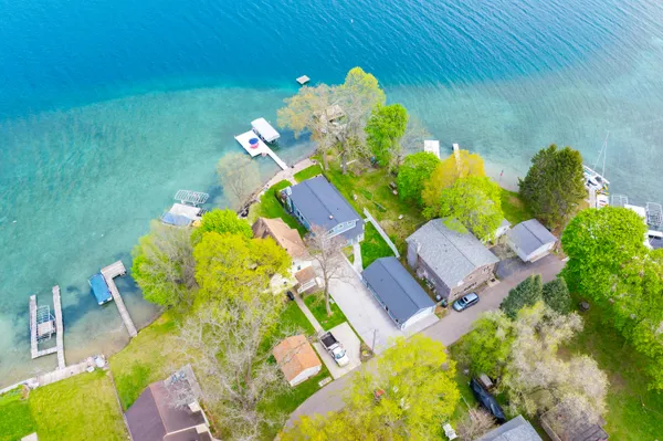 $1,990,000 | 279 South Gull Lake Drive, Richland, MI 49083
