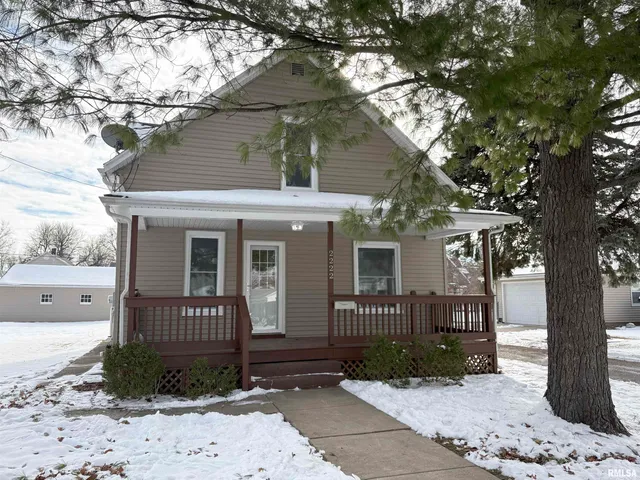 $182,500 | 2222 West Callender Avenue, West Peoria, IL 61604