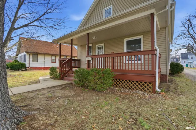 $174,500 | 2222 West Callender Avenue, West Peoria, IL 61604