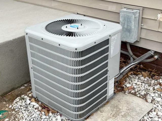 $182,500 | 2222 West Callender Avenue, West Peoria, IL 61604