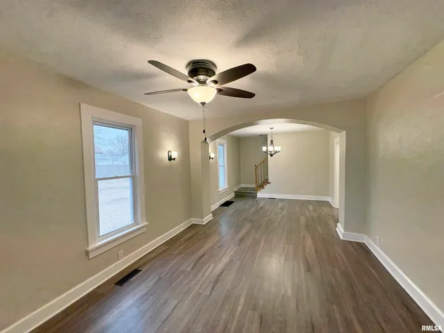 $174,500 | 2222 West Callender Avenue, West Peoria, IL 61604