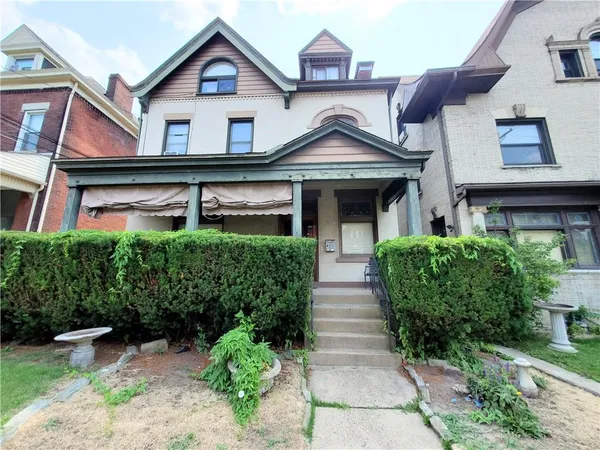 $1,495 | 405 South Atlantic Avenue, Unit 2, Pittsburgh, PA 15224