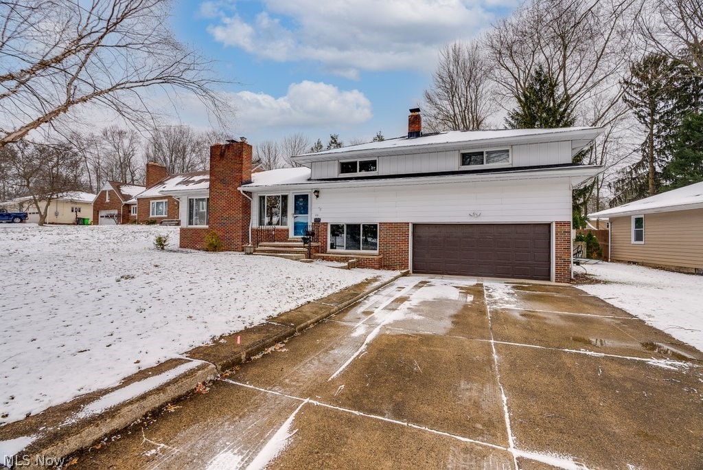 3121 Harriet Road Silver Lake, OH 44224 - Photo 2 of 34 Gallery Image 2