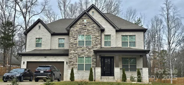 $890,000 | 8804 Casa Lake Drive, Charlotte, NC 28215