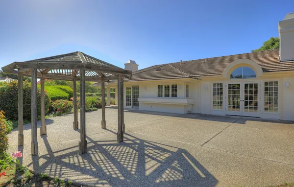 $8,300 | 923 Via Los Padres, Santa Barbara, CA 93111