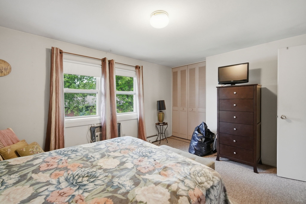 103 Manor Court, Unit 103 Springfield, MA 01118 - Photo 17 of 24