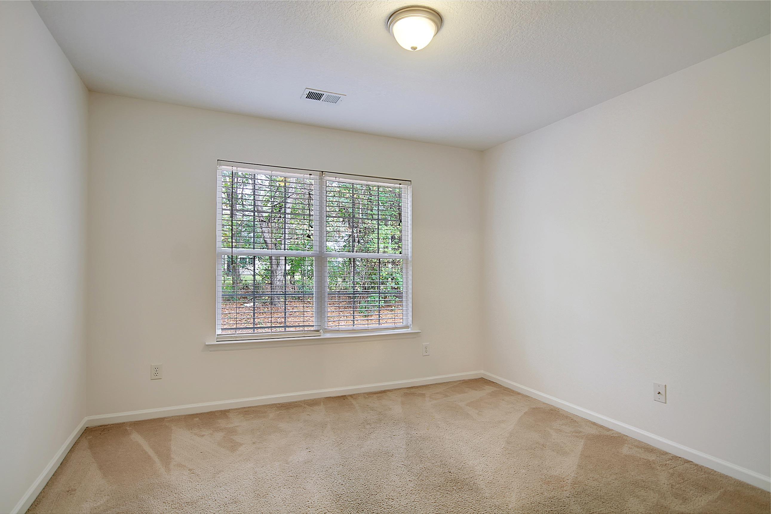 7886 Montview Road North Charleston, SC 29418 - Photo 14 of 25 CREM_7886 Montview_016