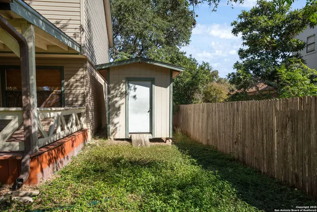 a view of outdoor space and garden